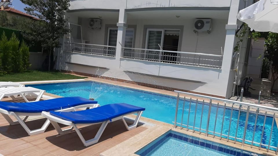 Patio, Balcony/Terrace