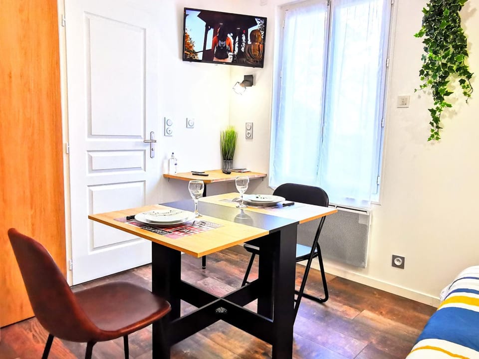 Skyline Residence "Smart-Concept" Apartment in Limoges