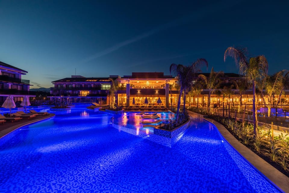 Night, Swimming pool