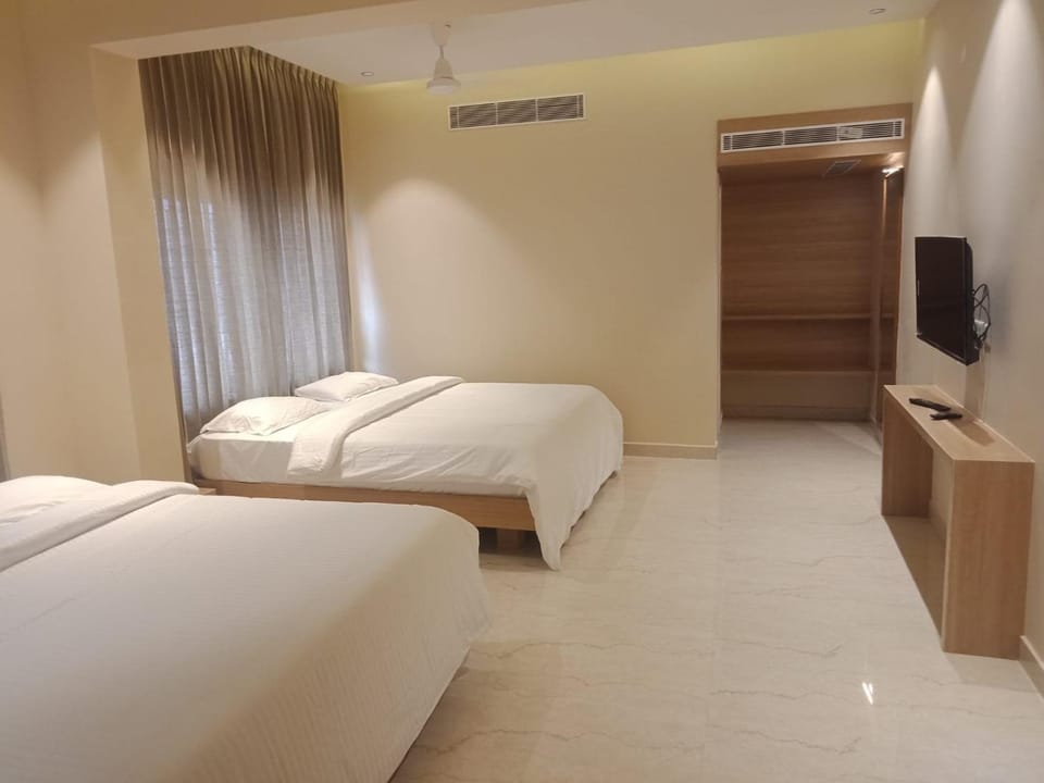 Hotel VPS Grand Hotel in Tamil Nadu