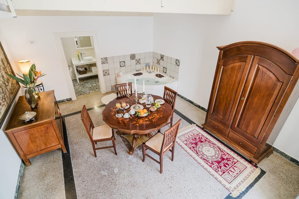Seating area