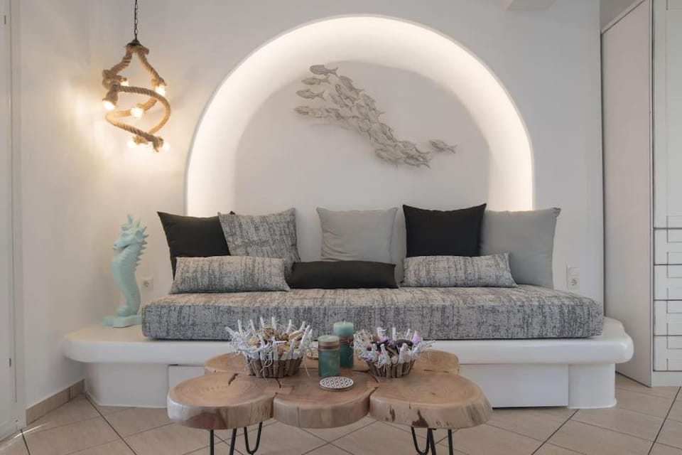 7Days-Suite & SeaView House in Decentralized Administration of the Aegean