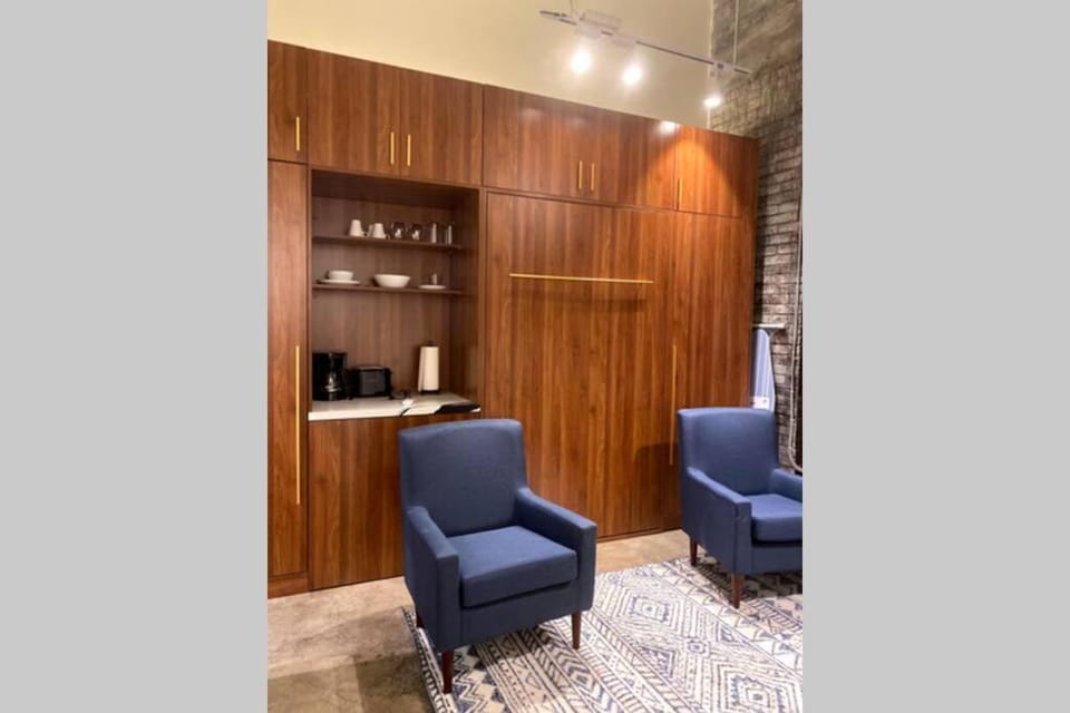 Kitchen or kitchenette, Living room, Seating area