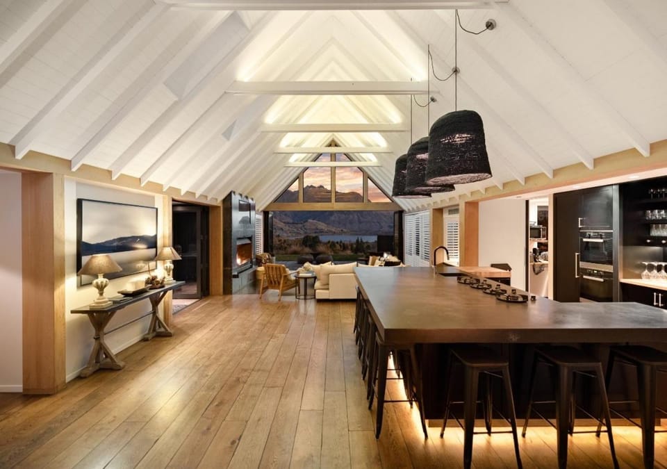 View (from property/room), Kitchen or kitchenette, Seating area