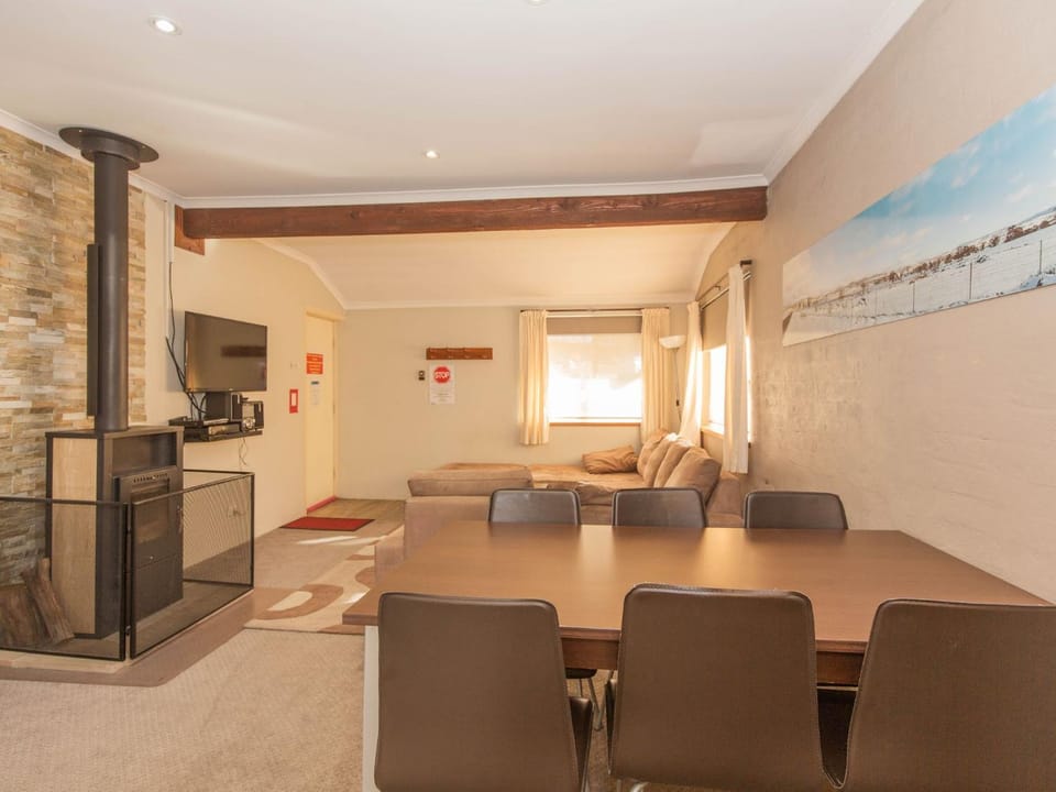 Charvel 2 35 Gippsland Street Apartment in Jindabyne