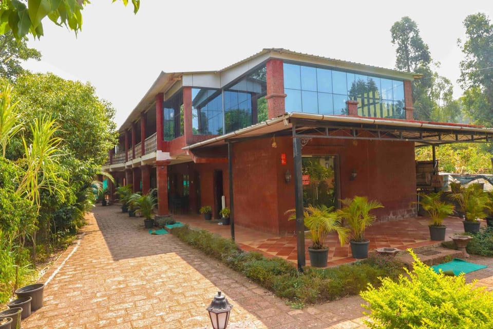 Property building, Garden