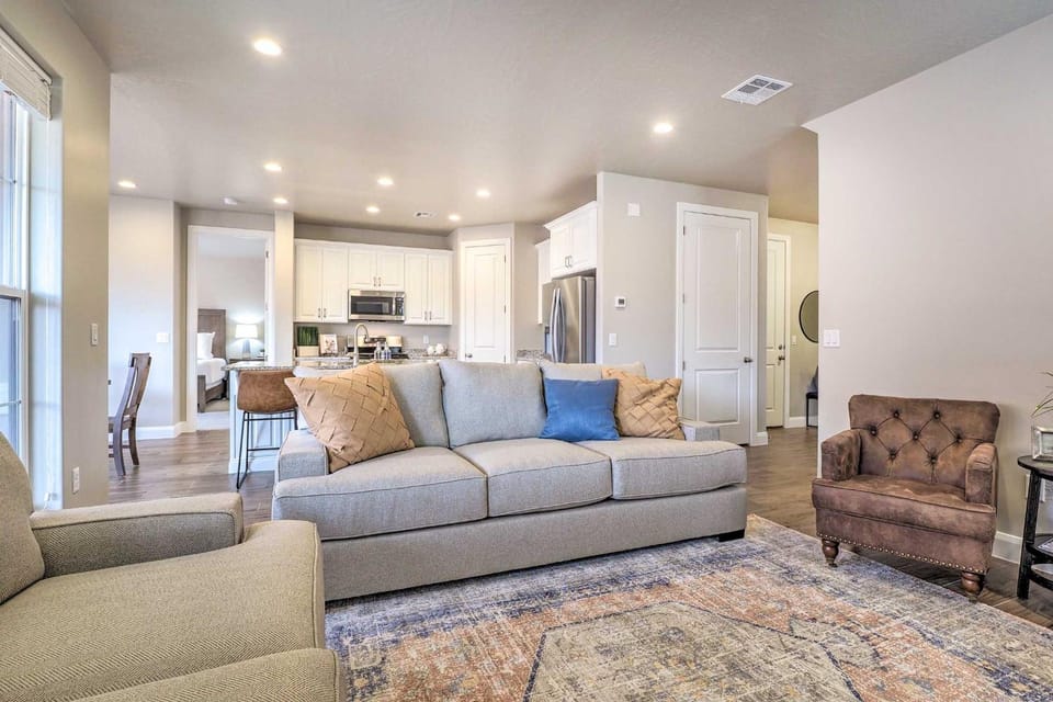 Resort-Style Washington Escape w/ Game Room! House in Washington