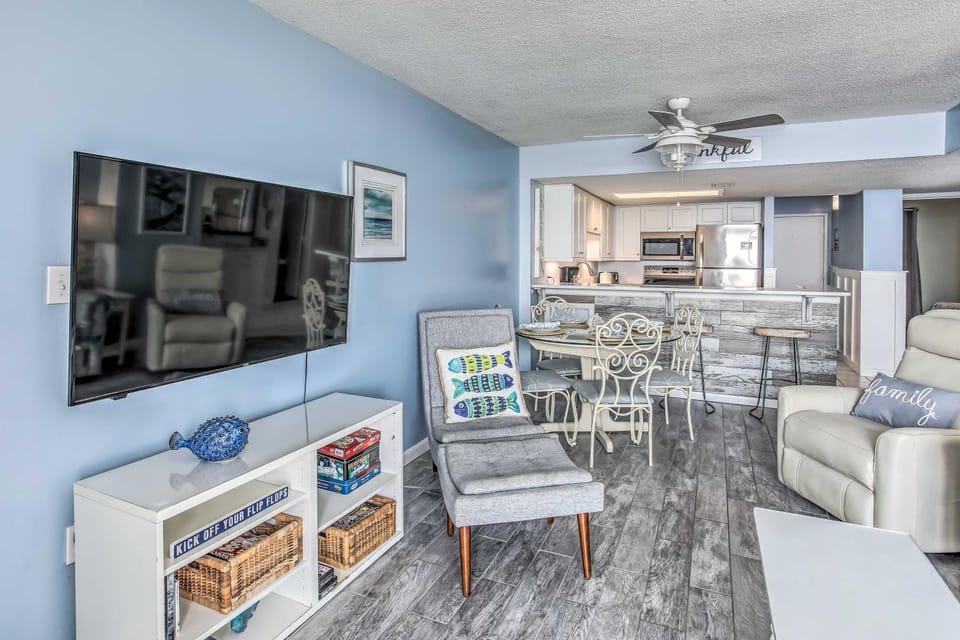 Oceanfront Luxury Condo in North Myrtle Beach House in North Myrtle Beach