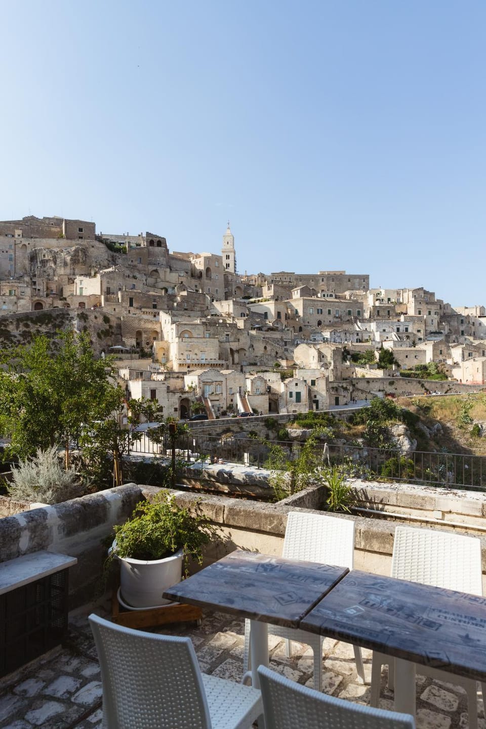 Property building, Day, Natural landscape, View (from property/room), Balcony/Terrace, City view, Breakfast