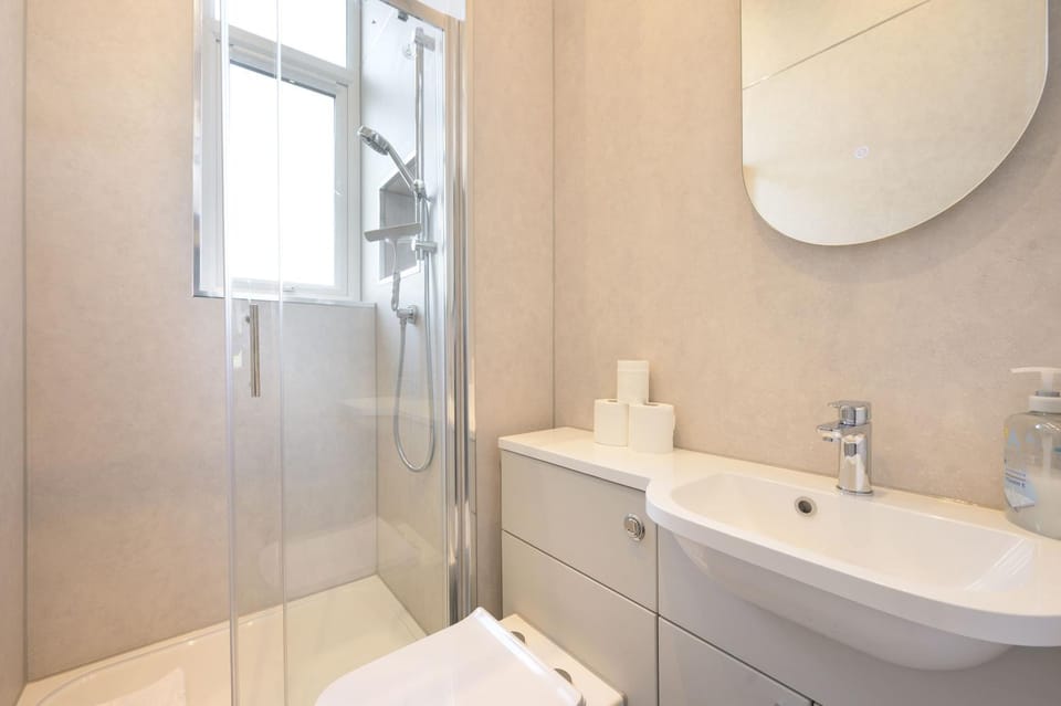 Bathroom, Bath