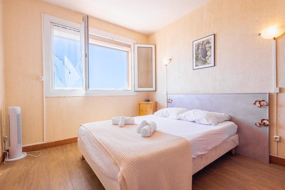 Appartement confortable en front de mer pour 5 personnes Apartment in Occitanie