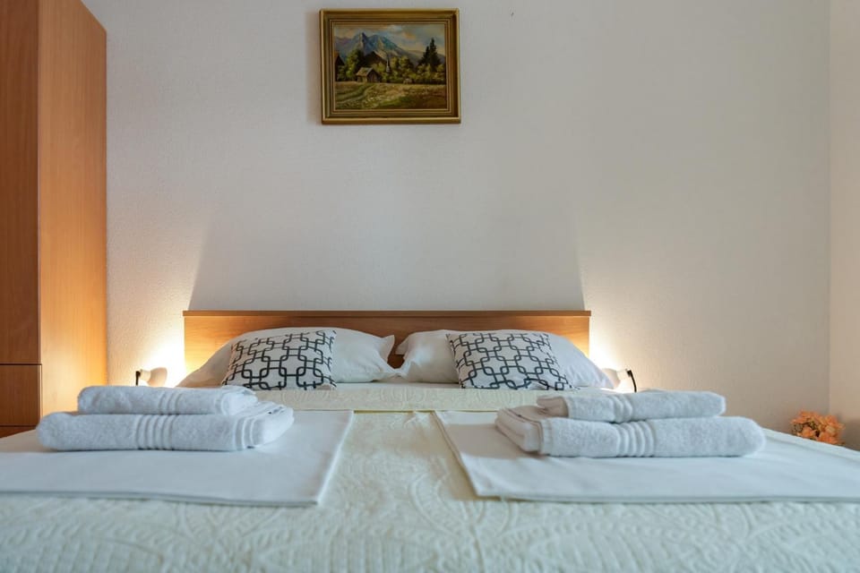 Apartments Ruža Apartment in Baška Voda