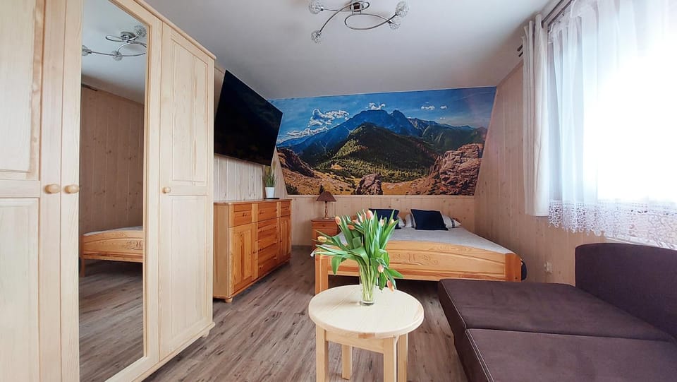 Seating area, Bedroom