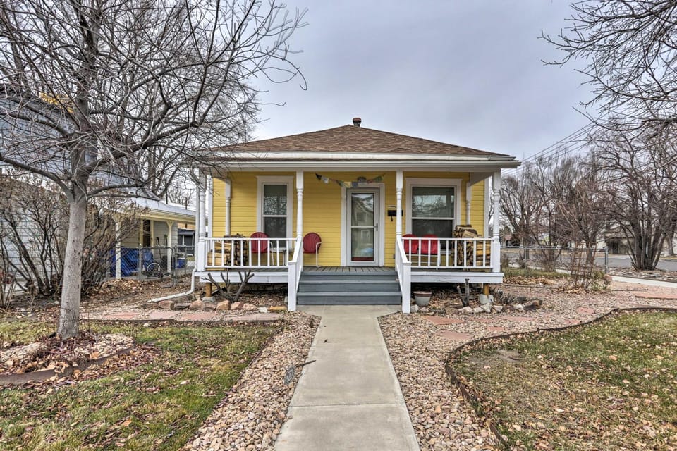 Downtown Home - 12 Mi to Black Canyon Nat’l Park! House in Montrose