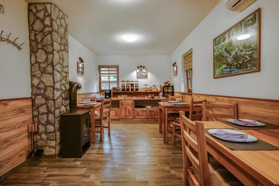 Restaurant/places to eat, Breakfast