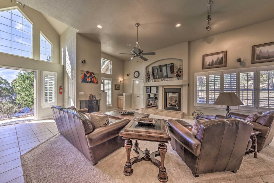 Hot Tub & Deck: Family Ruidoso Retreat! House in Ruidoso