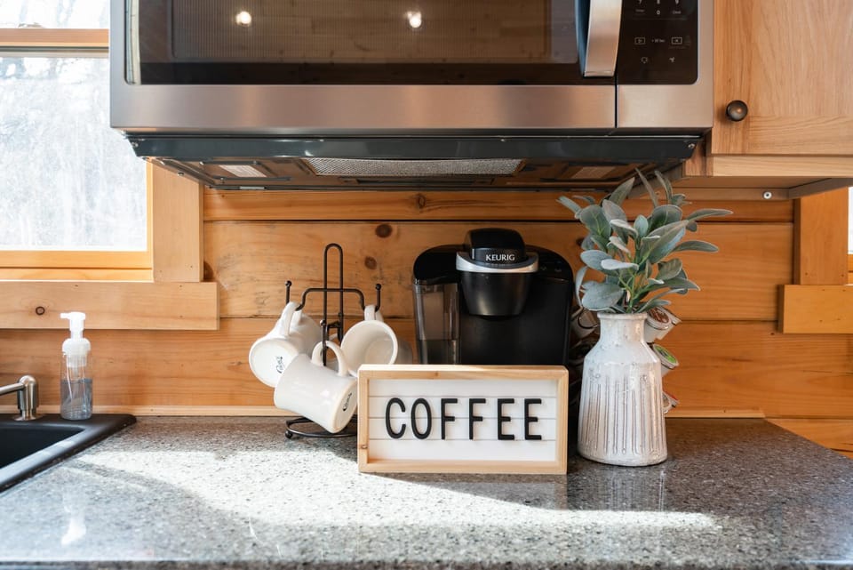 Coffee/tea facilities, Kitchen or kitchenette