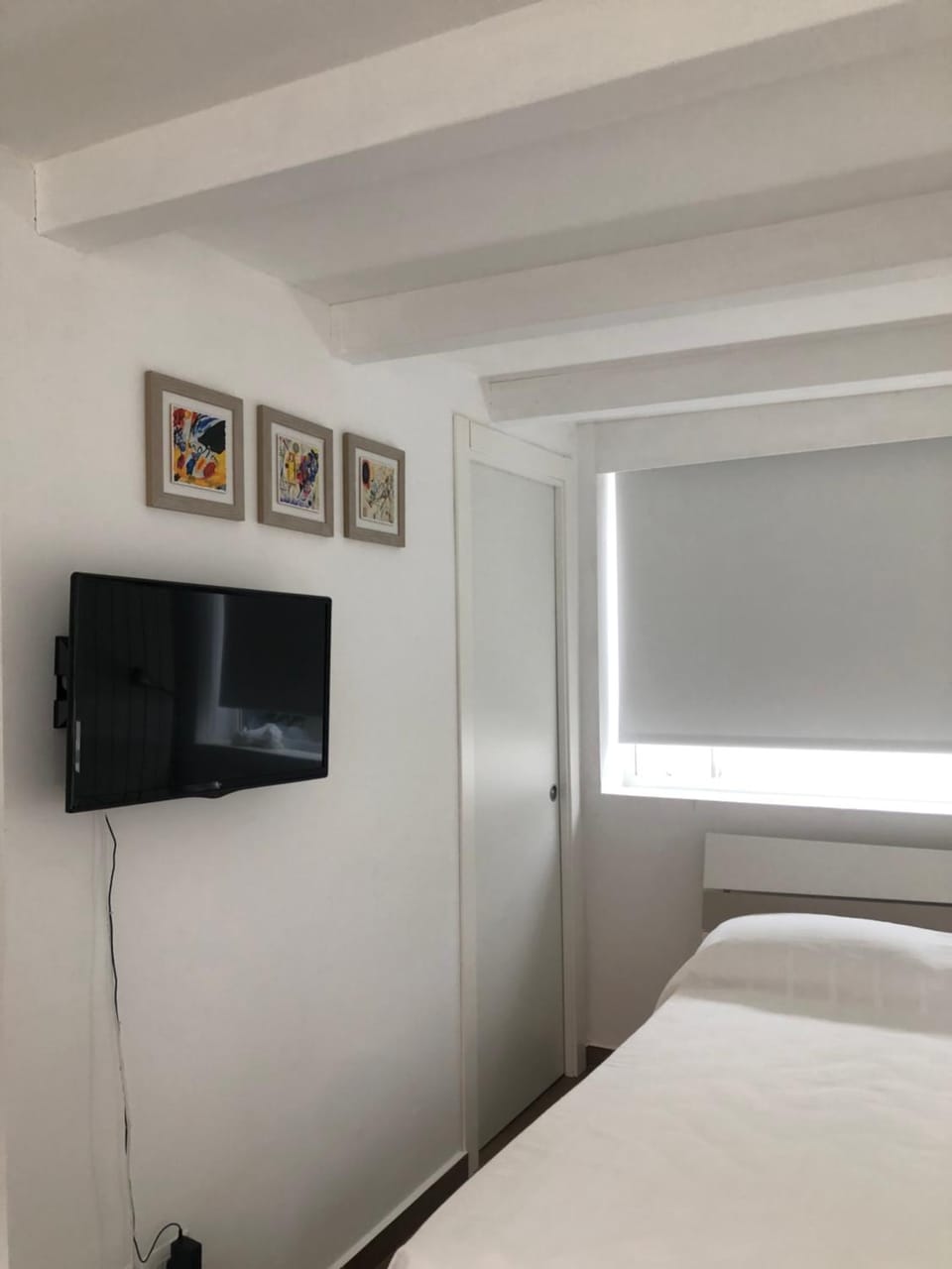 Bed, TV and multimedia