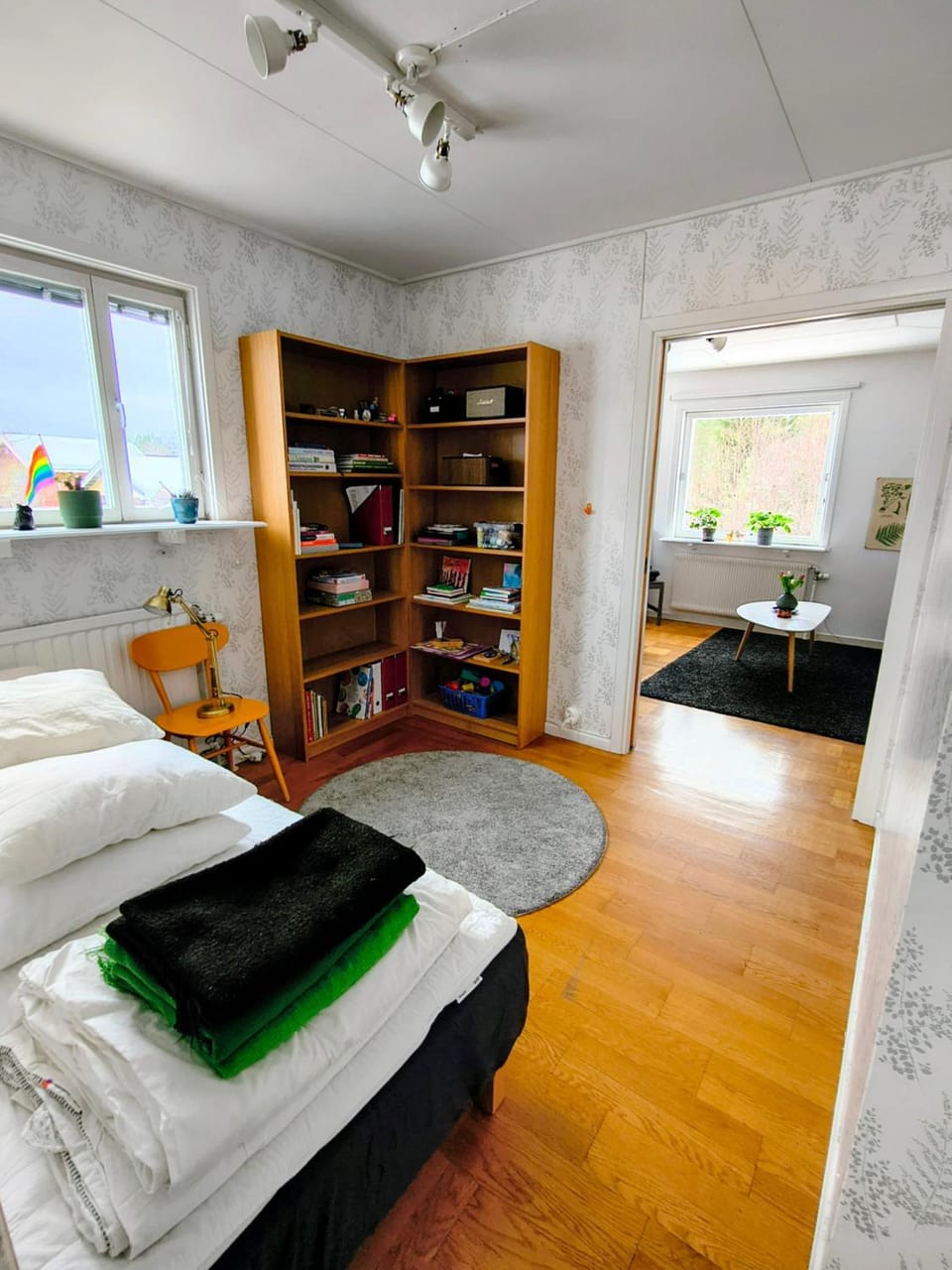 Bed, Photo of the whole room