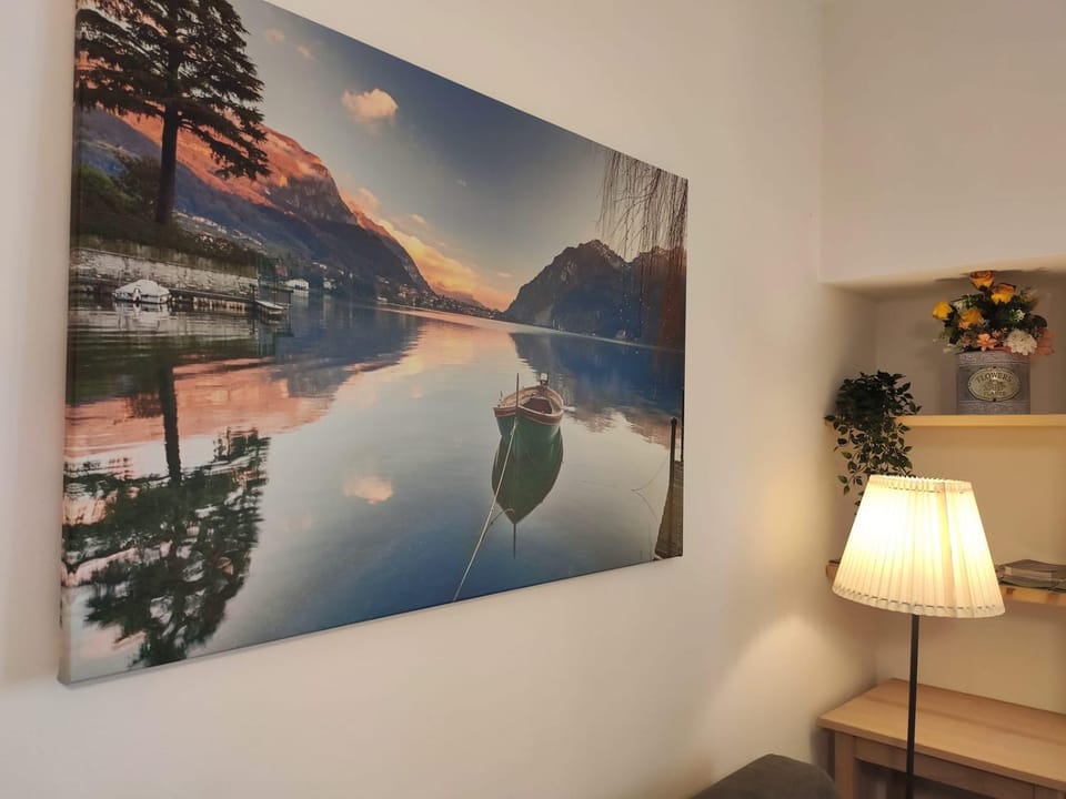 La casina al lago Apartment in Mandello del Lario