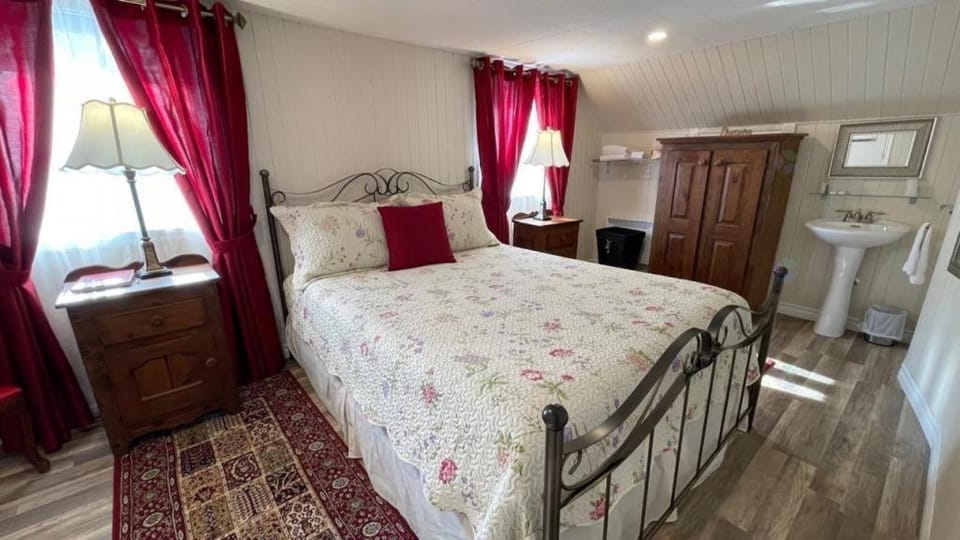 Les chalets de la colline inc Chalet in Quebec