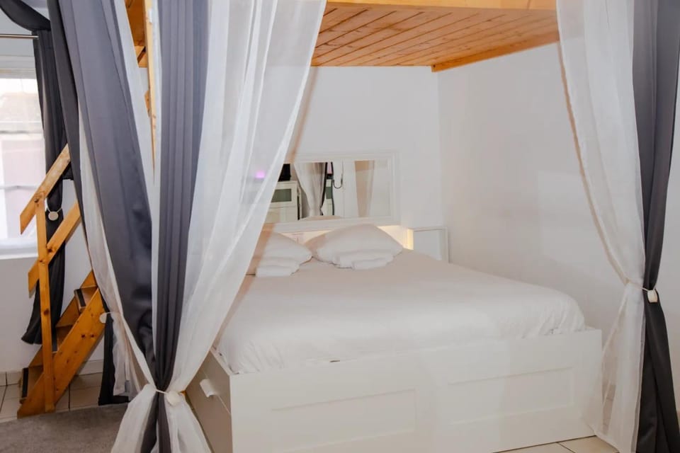 Loge du Vieux Lyon Chambre d'hôtes Bed and Breakfast in Lyon