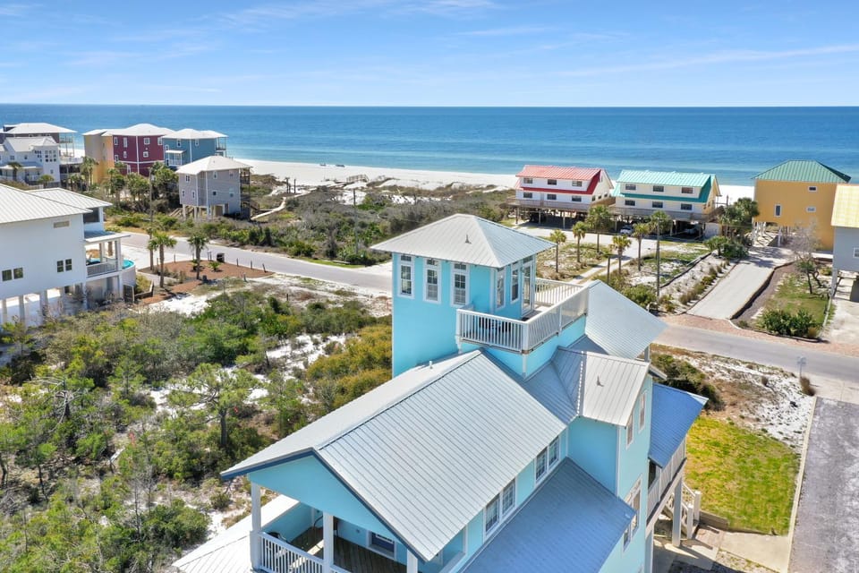 Cape Oasis by Pristine Property Vacation Rentals House in Florida