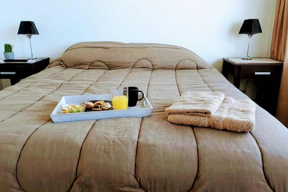 Bed, Photo of the whole room, towels