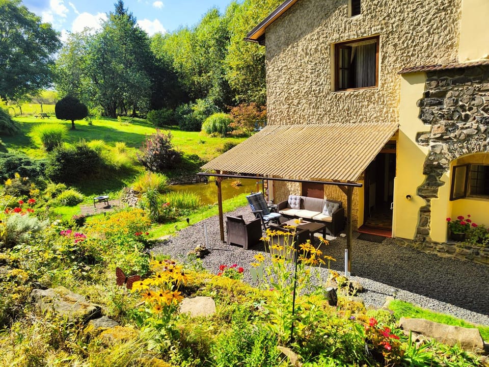 Bed and Breakfast Tvrz Bed and Breakfast in Czechia