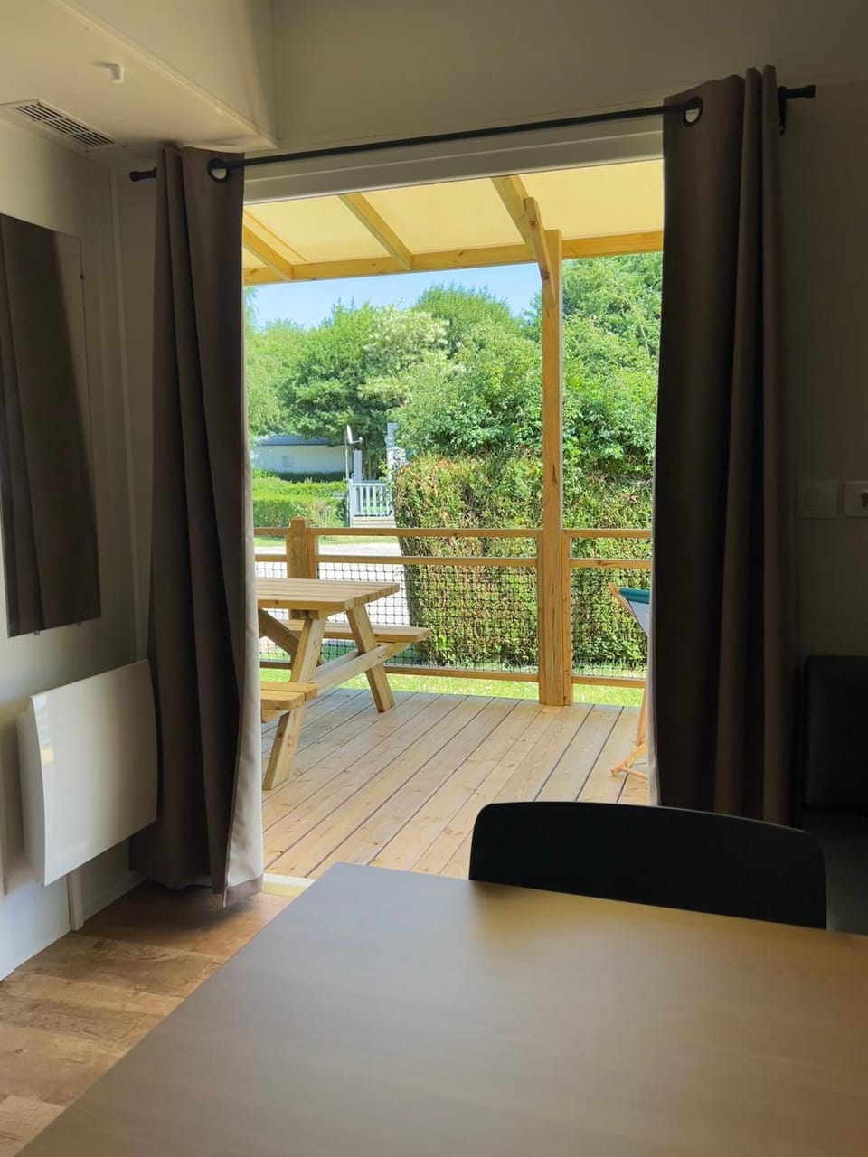 Patio, Day, Garden, Balcony/Terrace, Living room, Seating area, Dining area, Garden view