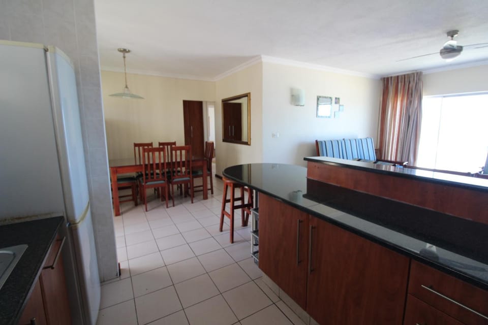 Santana 1006 Apartment in Margate