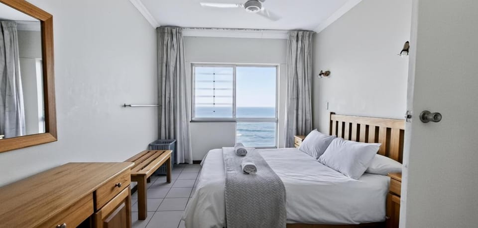 Santana 1006 Apartment in Margate