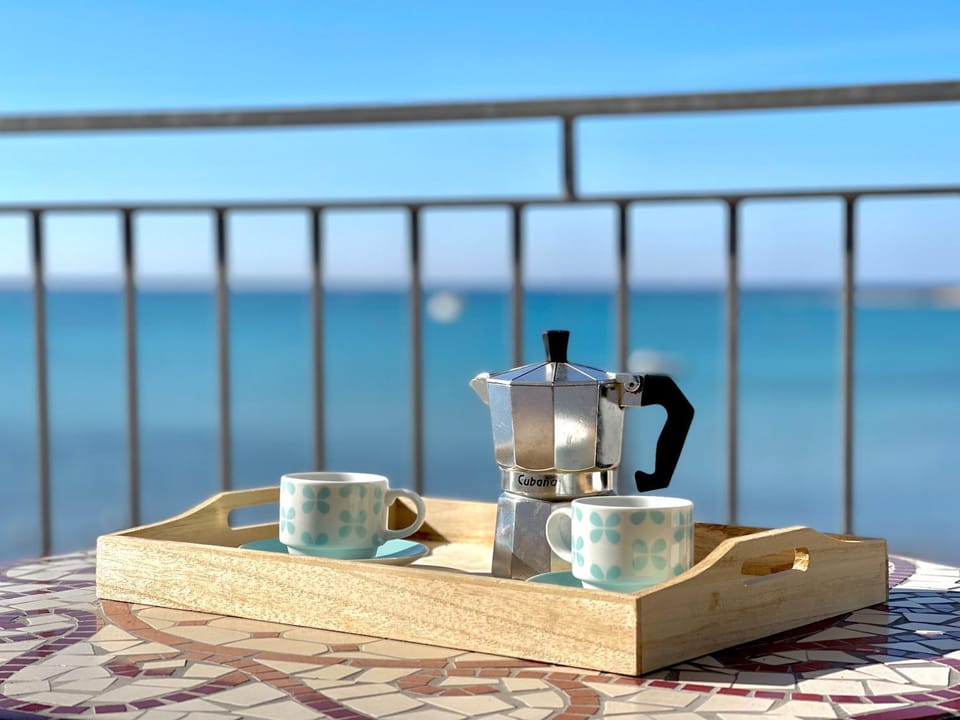 Day, Natural landscape, Balcony/Terrace, Sea view