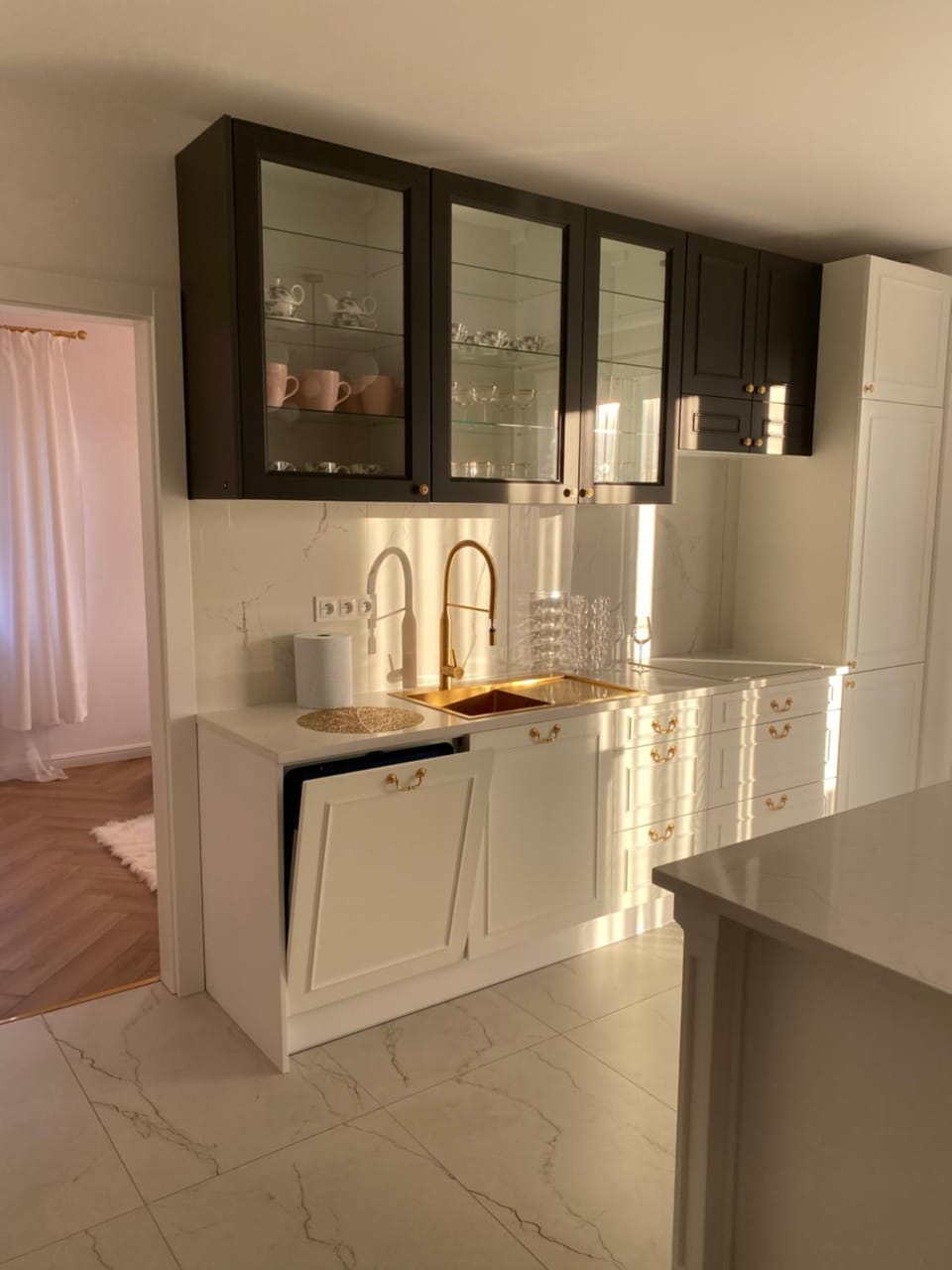 Coffee/tea facilities, Kitchen or kitchenette, Communal kitchen