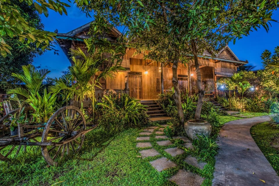 Property building, Patio, Garden