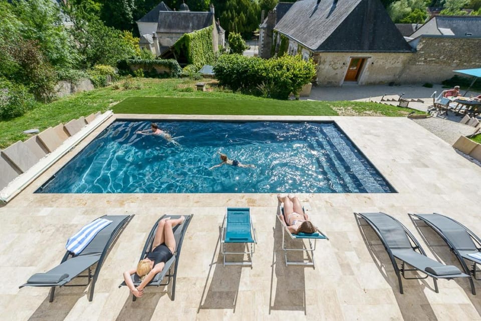 Swimming pool, Swimming pool