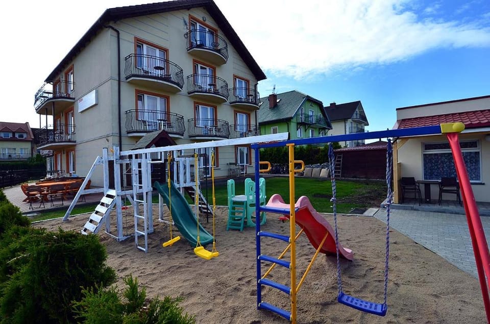 Pokoje i Domki "Zaciszny" - Mielno Vacation rental in West Pomeranian Voivodeship, Poland