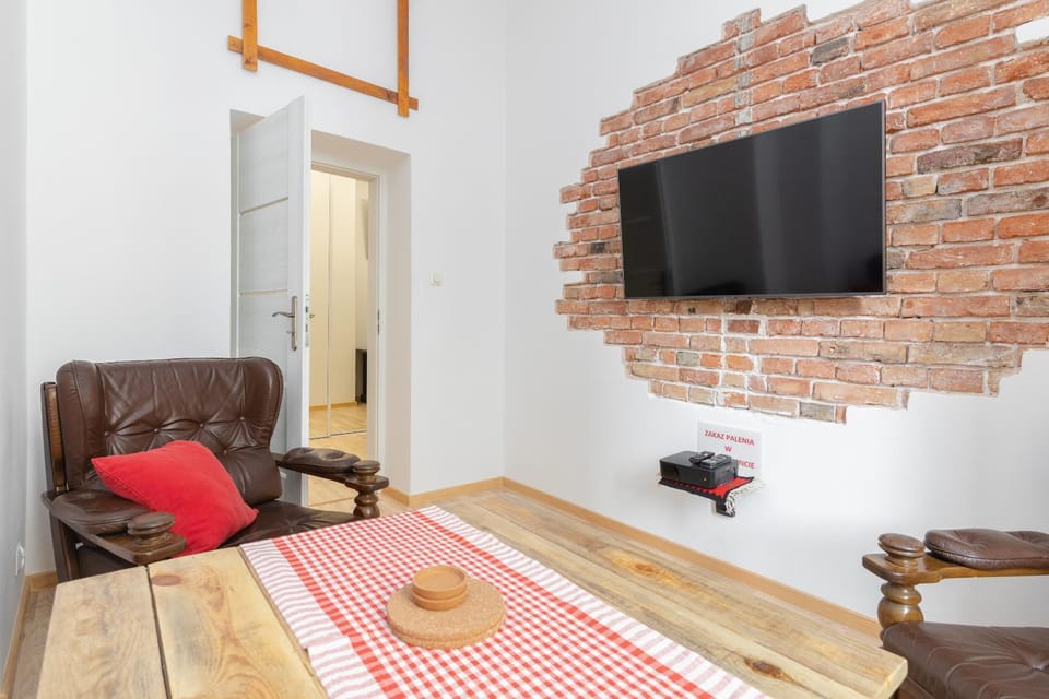 TV and multimedia, Seating area