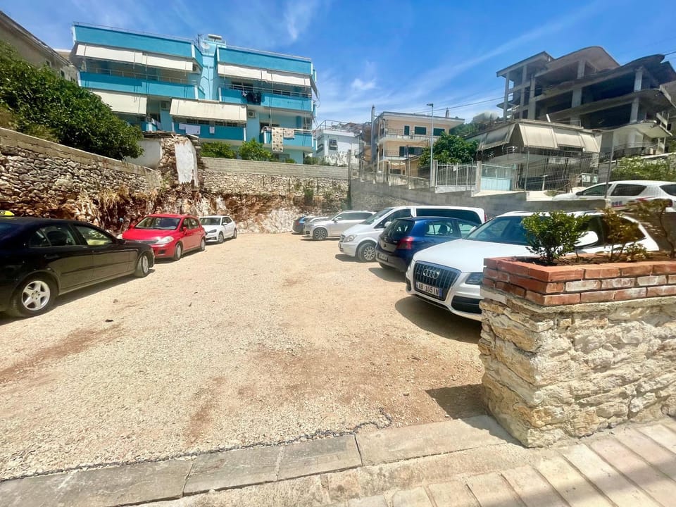 Location, Parking