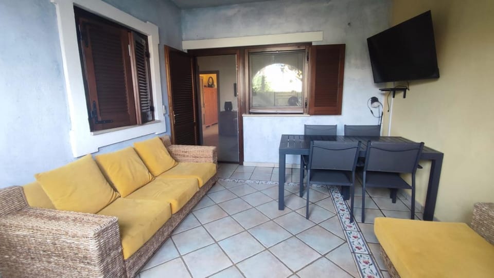 Balcony/Terrace, Dining area