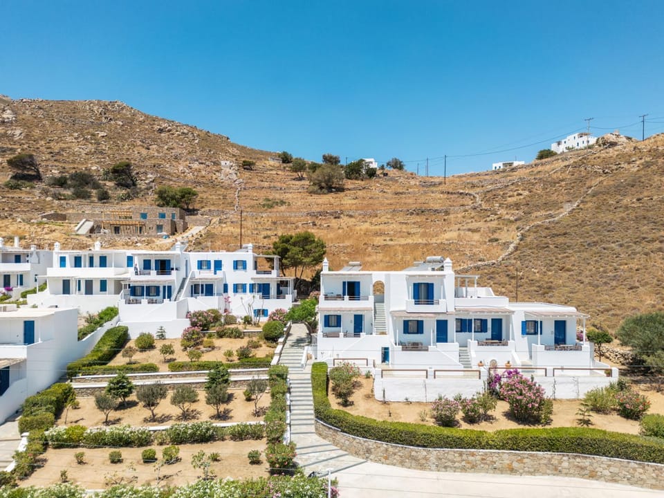 Aigaion Aetherium Apartments Apartment in Milos