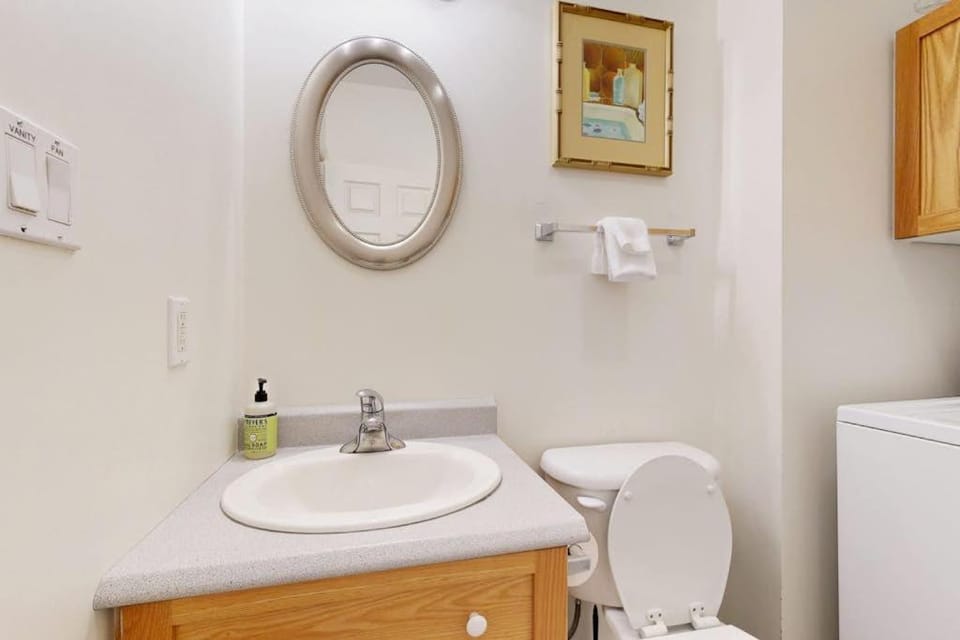 Bathroom, Bath