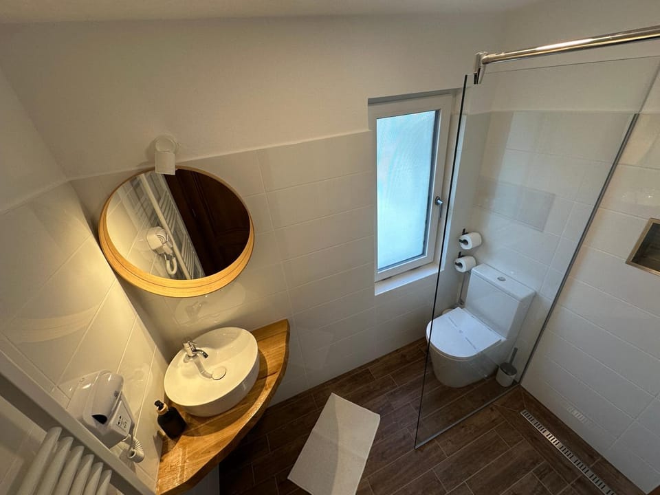Floare de Colț-Bran Bed and Breakfast in Bran