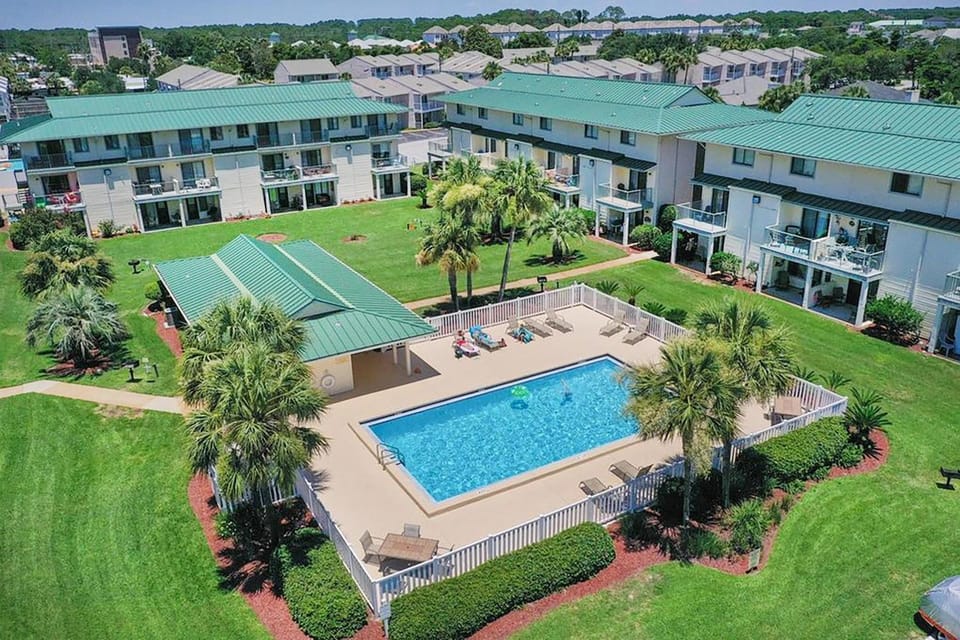 Sandprints E10 House in Miramar Beach