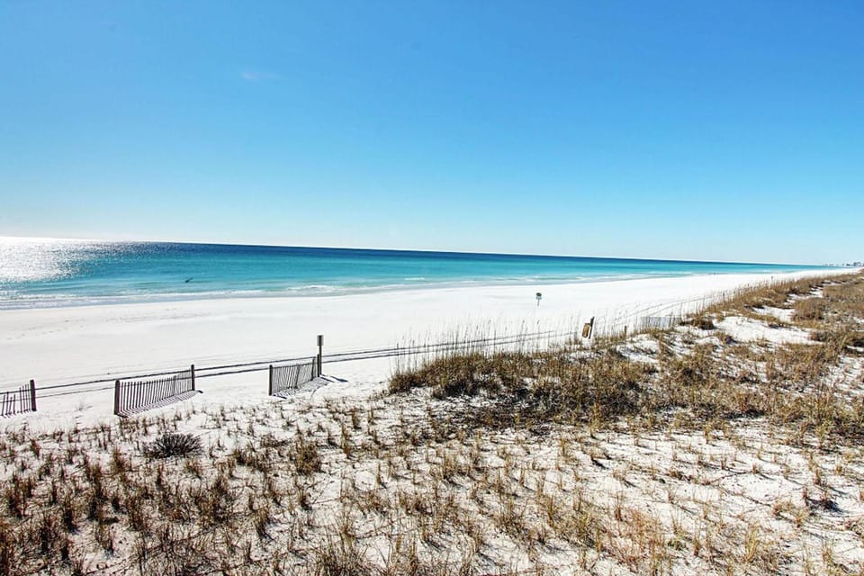 Sandprints E10 House in Miramar Beach
