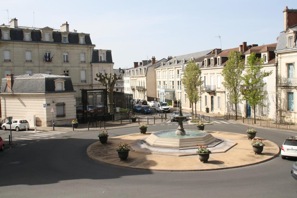 City view, Street view