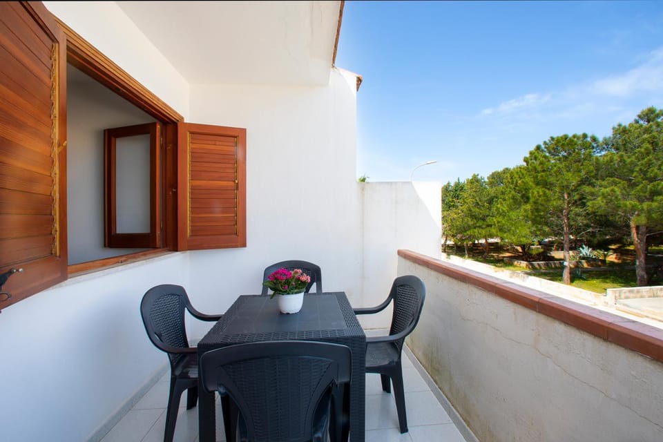 Property building, Balcony/Terrace