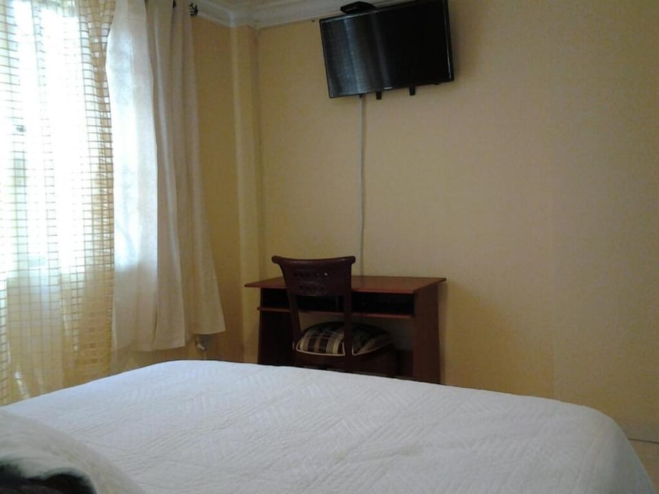 Suites La Rosa Hotel in Guayaquil