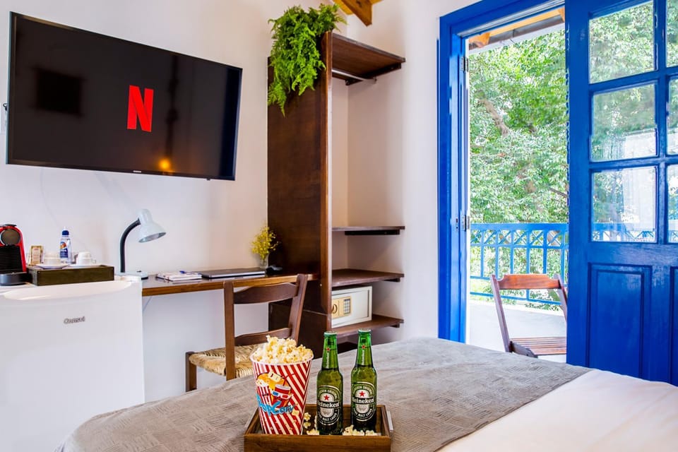 TV and multimedia, Bedroom