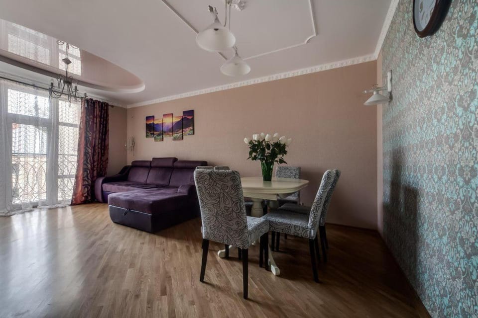 Apartamenty on Kryvonosa Apartment in Lviv